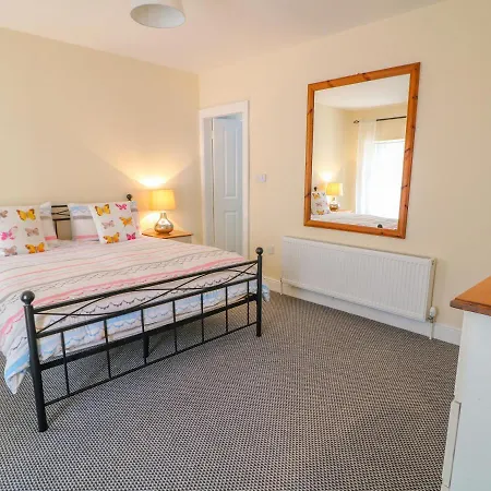 Holiday home Droichead House